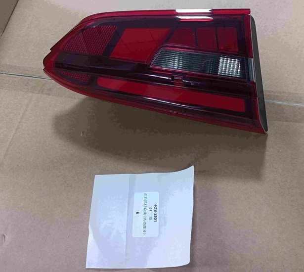 چراغ عقب چپ روی درب صندوق - ARRIZO GX/ARRIZO 6